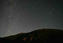 Frente al humanismo ateo, un “potencial inexplotado” Cielo estrellado