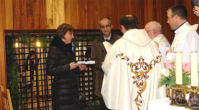 Teresa con Teresa Ceremonia corona