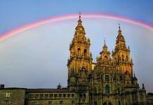 ¿Por qué no defendéis? Catedral de Santiago de Compostela. Foto: Feans