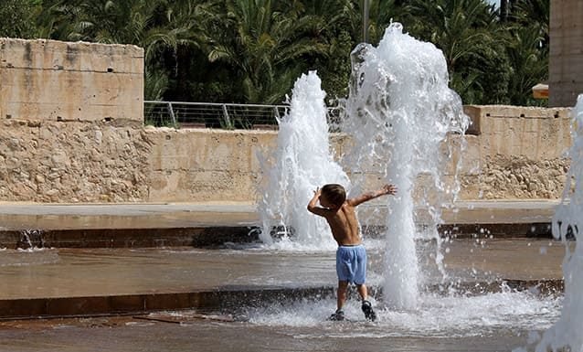 El hijo como un don y su rechazo en la sociedad actual (y II) Refrescándose