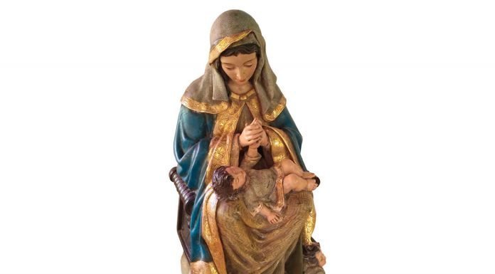 Tú, sígueme Jesús en el regazo de María