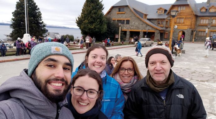 Calor humano en el frío de la Patagonia Grupo Juan Pablo II en Argentina
