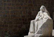 Año jubilar teresiano 2022/2023 Escultura de Teresa de Jesús. Foto: Randall