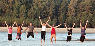 Educador cristiano: ¿cómo? Jóvenes en la playa