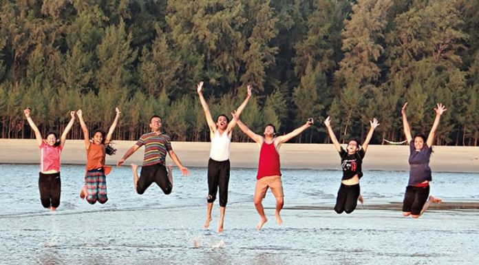 Educador cristiano: ¿cómo? Jóvenes en la playa