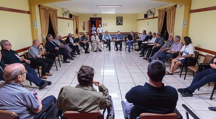 Familiar Encuentro Misionero de los sacerdotes españoles de la OCSHA en Hispanoamérica Reunión sacerdotes OCSHA (Foto de Álvaro Tejero)